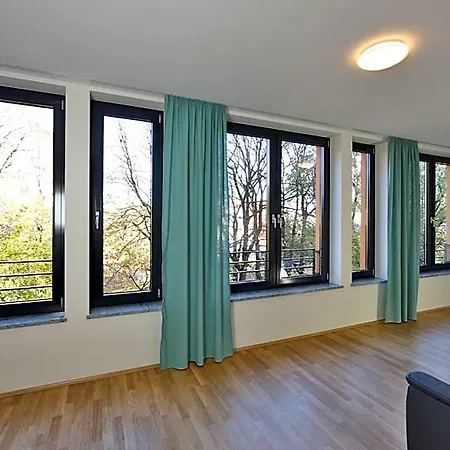 Business Hotel apartamentowy 4*